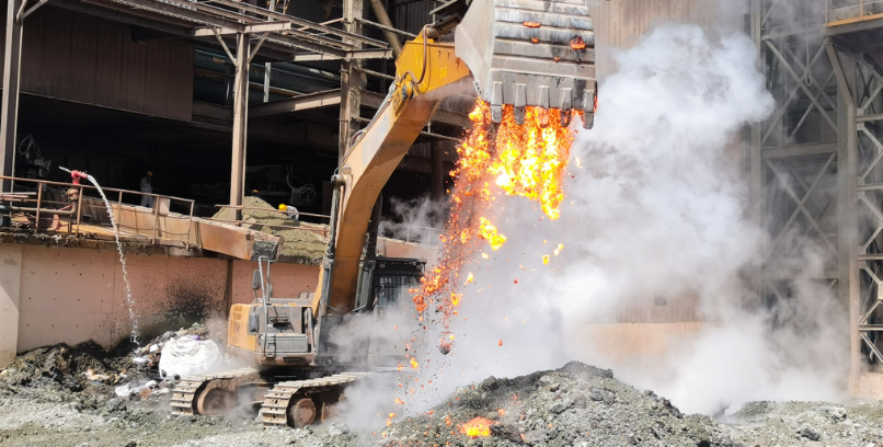 XE370CA High-Temperature Slag Site Construction at Qingshan Island Project, Indonesia 01