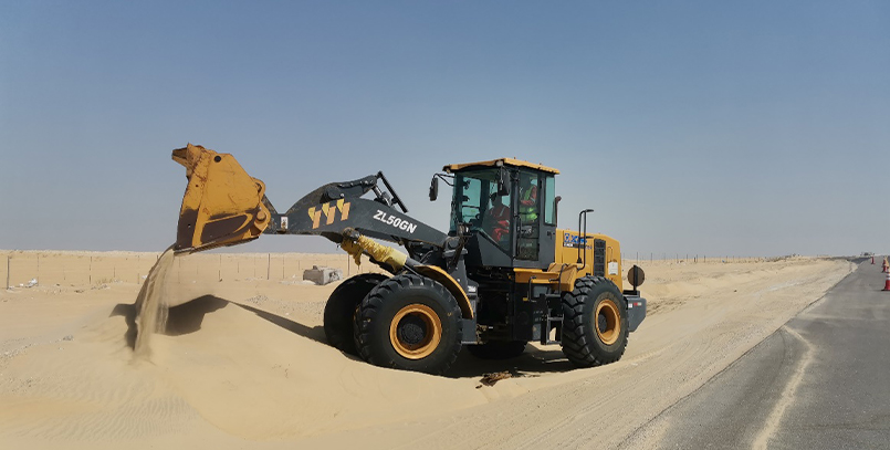 ZL50GN Daman Airport Road sand shoveling construction