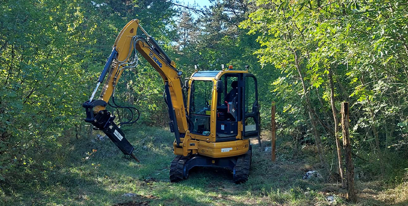 XE35E Slovenia