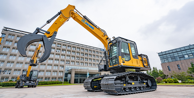 XE135F Exhibition
