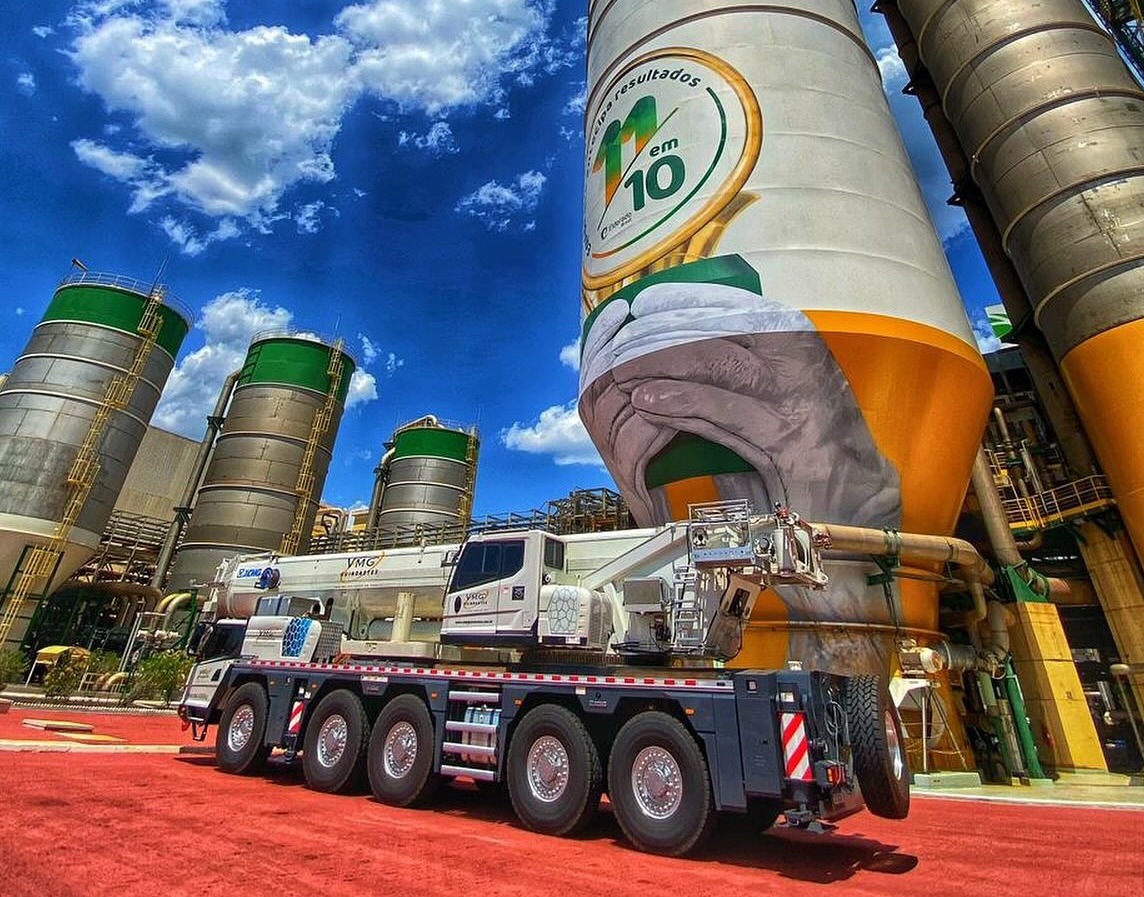 ​XCA250_BRII REFLECTED THE BEAUTY OF CONSTRUCTION IN THE BRAZILIAN FACTORY PROJECT.